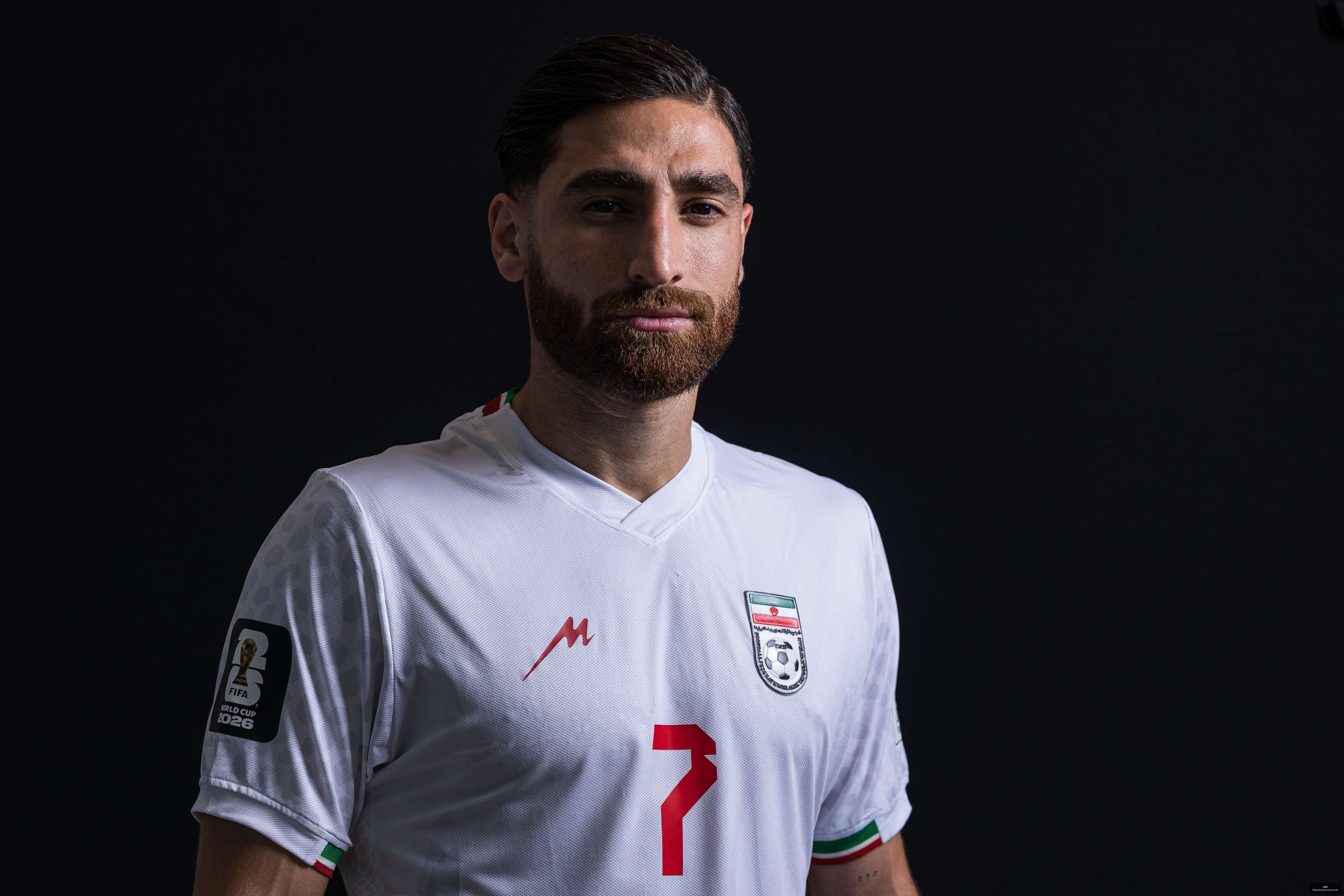 战队转会传,闻不断,新赛季阵容,万博狼队,万博体育,狼队合作,体育竞猜,万博平台